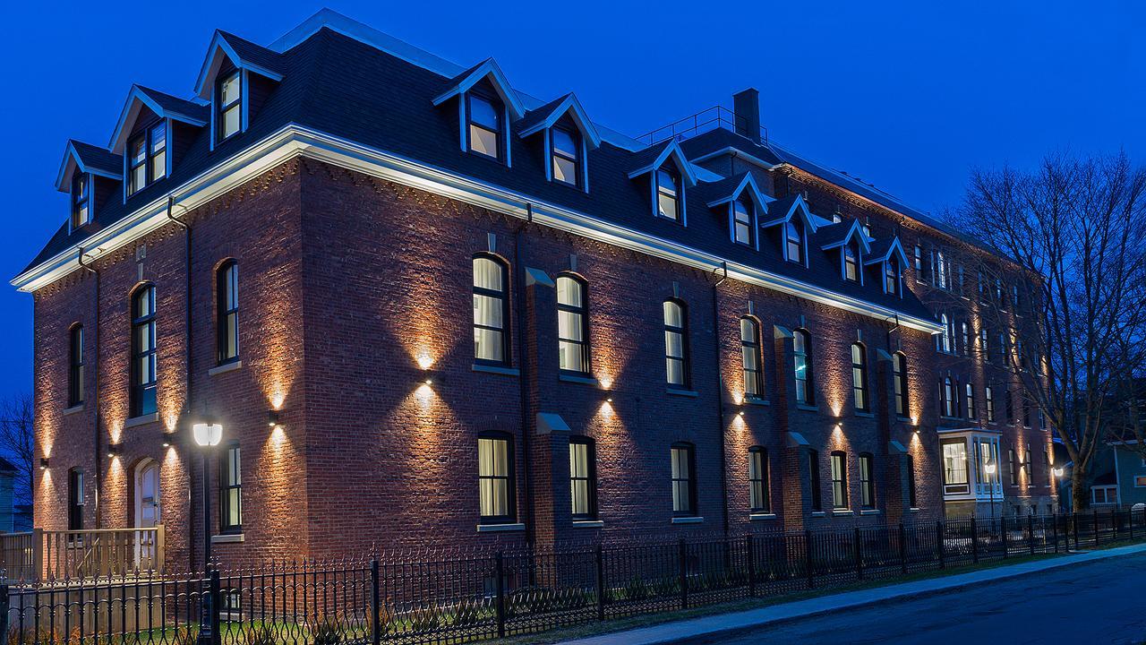 Sydney Boutique Inn & Suites Charlottetown Exterior photo